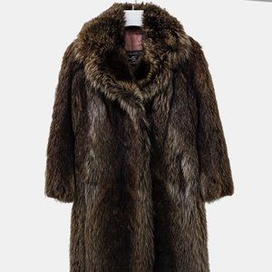 Hurtig Brown Muskrat Fur Coat